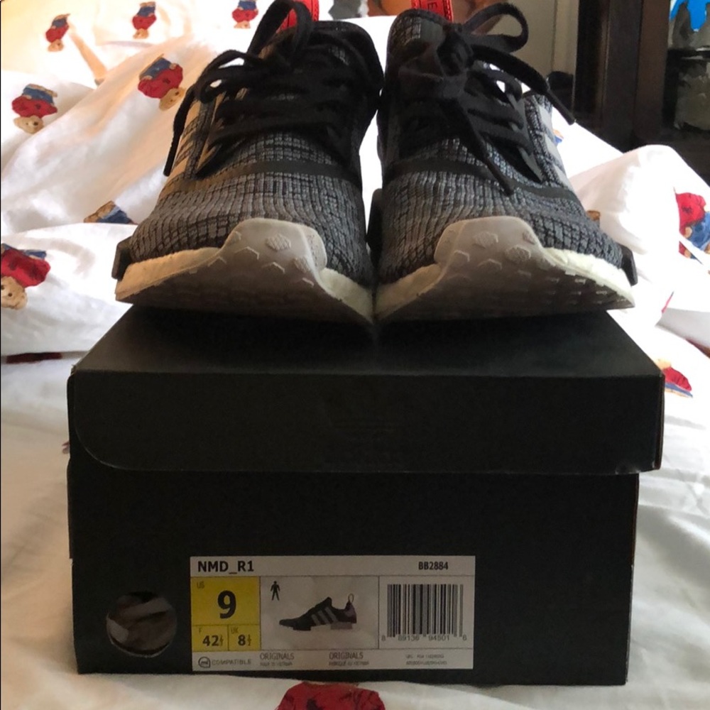 Adidas NMD R1 Men’s 9